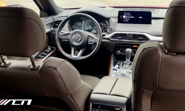 Mazda CX9 Interior Dengan Balutan Kulit, Mewah Dan Eksklusif