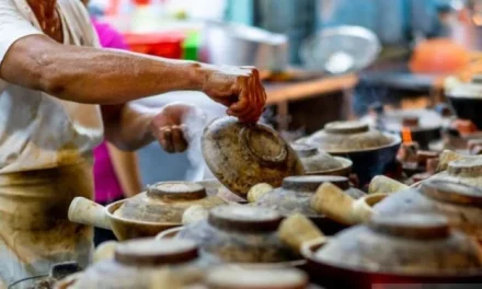 Kuliner Tradisional Indonesia Di Tengah Arus Modernisasi