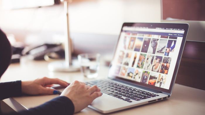 Peran Teknologi Digital Dalam Aktivitas Sehari-Hari