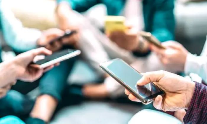 Tren Hiburan Digital Di Kalangan Anak Muda