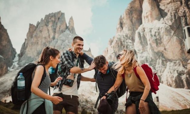 Tren Traveling Modern Yang Mengutamakan Pengalaman Baru